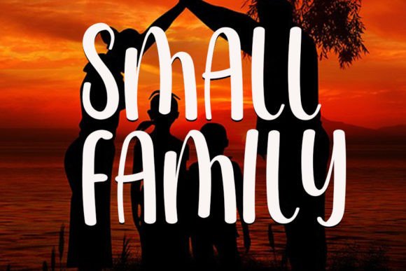 Small Family: A Handwritten Font with Editorial Elegance
